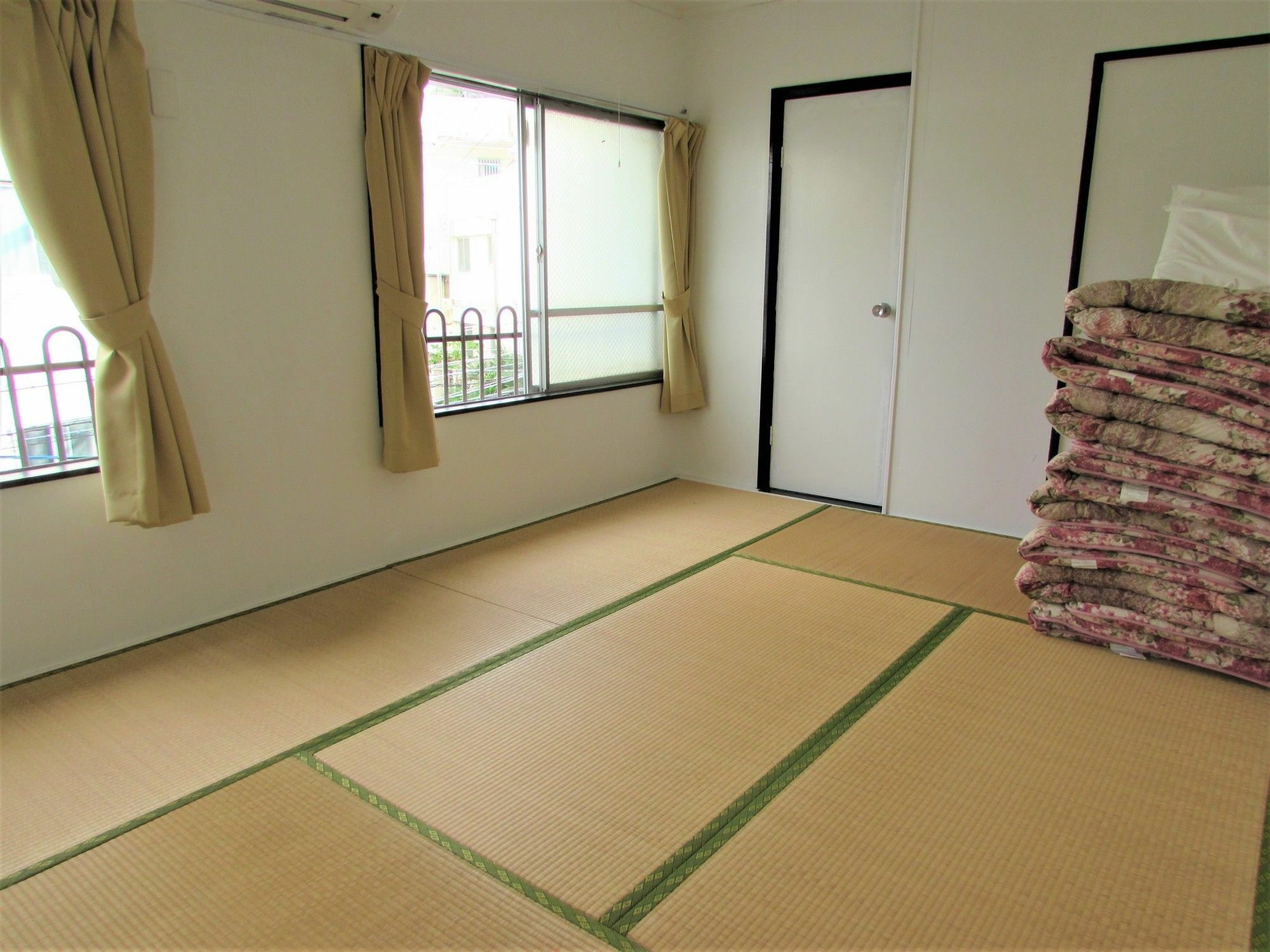 Orion Divers Guest House Naha Buitenkant foto