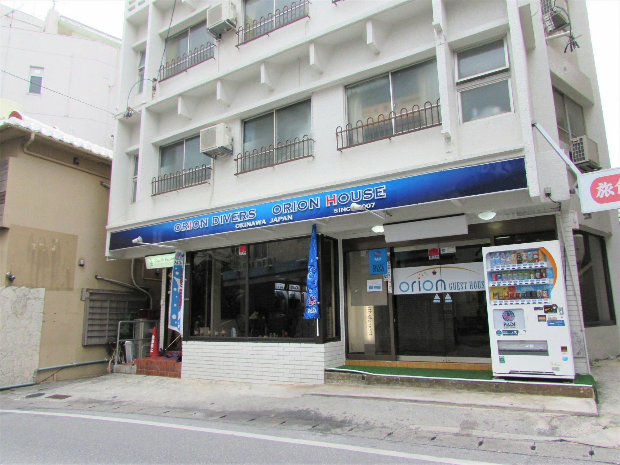 Orion Divers Guest House Naha Buitenkant foto
